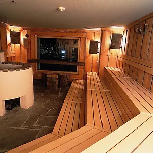 Sky Yokohama 3* 横浜市